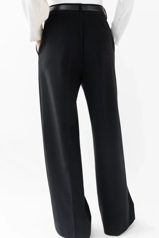 WIDE LEG TROUSER