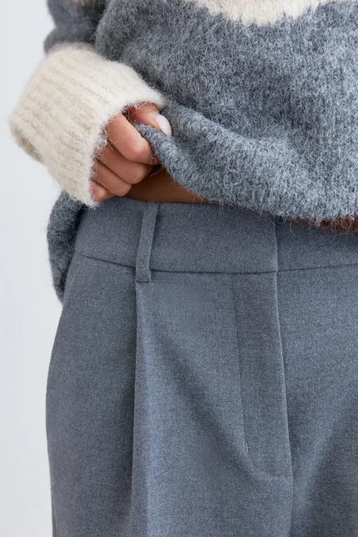 WIDE LEG TROUSER