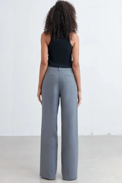 WIDE LEG TROUSER