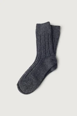 WOOL BLEND CABLE KNIT SOCKS