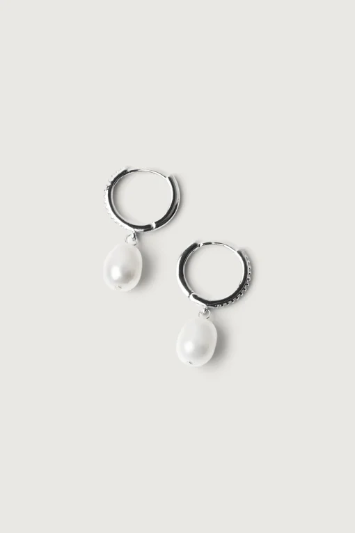 ZIRCONIA HOOPS WITH PEARL DROP