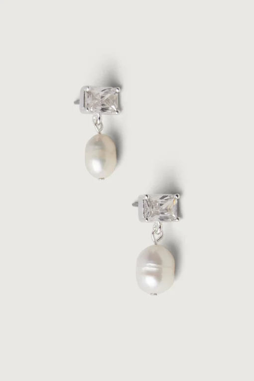 ZIRCONIA PEARL DROP EARRING